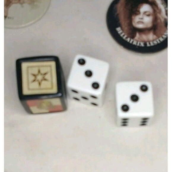 Clue Harry Potter Edition COMPLETE Parker Brothers 2008 Moving Hogwarts Board - Picture 8 of 16